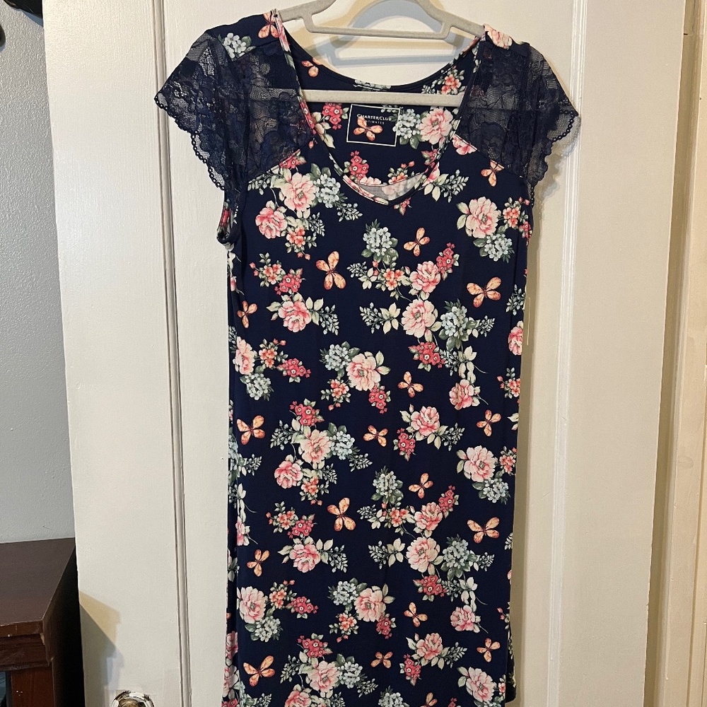 Floral nightgown